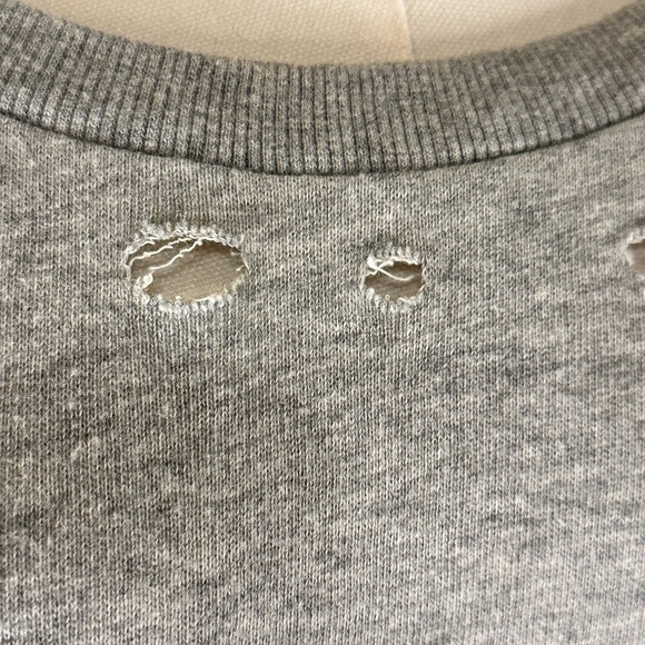 Honey Punch Gray Distressed Sweatshirt Size L - Picture 4 of 17